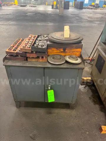 Cabinet w/ Tooling Contents