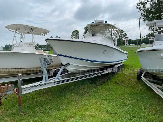 Contender 31 Open Offshore Fishing Boat, 250 HP Yamaha Engines, Trailer Included