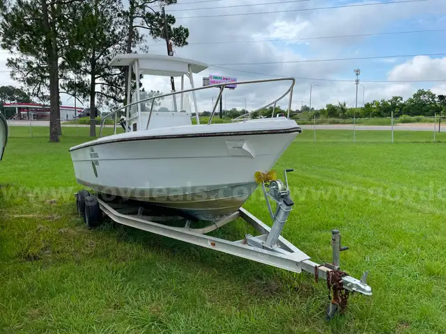 Yamaha Powered Power Boat with Trailer