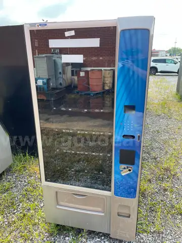 LOT OF VENDINGING MACHINES