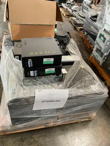 Lot of Laptop Computers