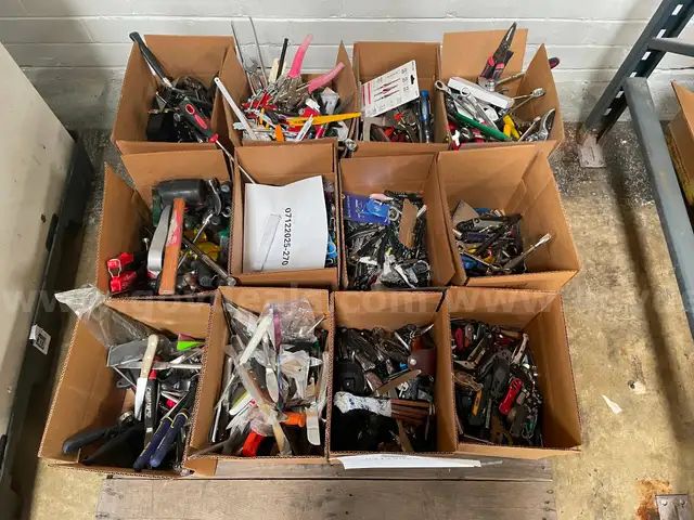 LOT OF HAND TOOLS, KNIVES &#x26; CORK SCREWS