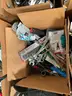 LOT OF KNIVES, MULTI-TOOLS, KITCHEN UTENSILS &#x26; CORK SCREWS