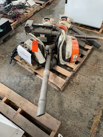 Lot of Leaf Blowers