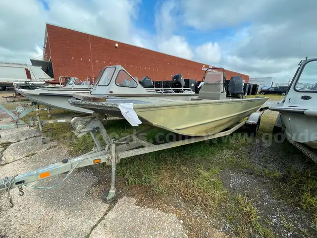 Aluminum Fishing Boat with Mercury Outboard, Trailer Included