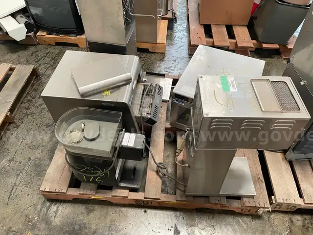 Lot of Commercial Kitchen Equipment