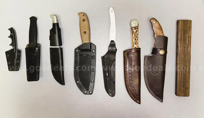 LOT OF 9 SPECIALTY SINGLE BLADE KNIVES