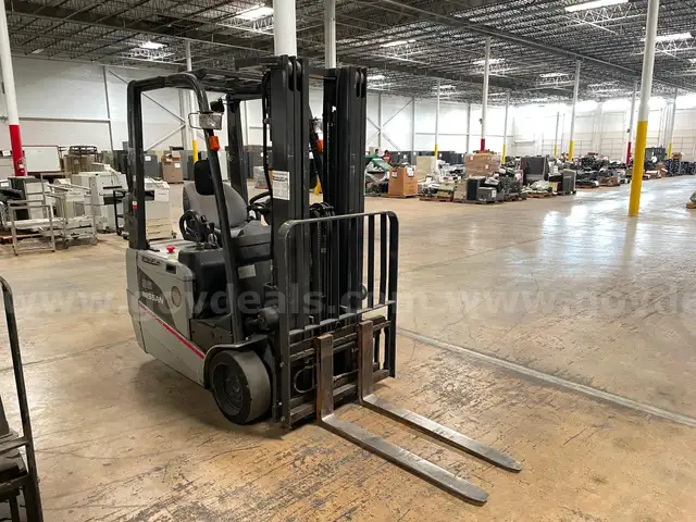NISSAN FORKLIFT