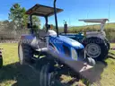 LOT OF A NEW HOLLAND TL80A