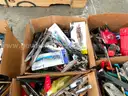 LOT OF MULTI -TOOLS, POCKET KNIVES &#x26; HAND TOOLS