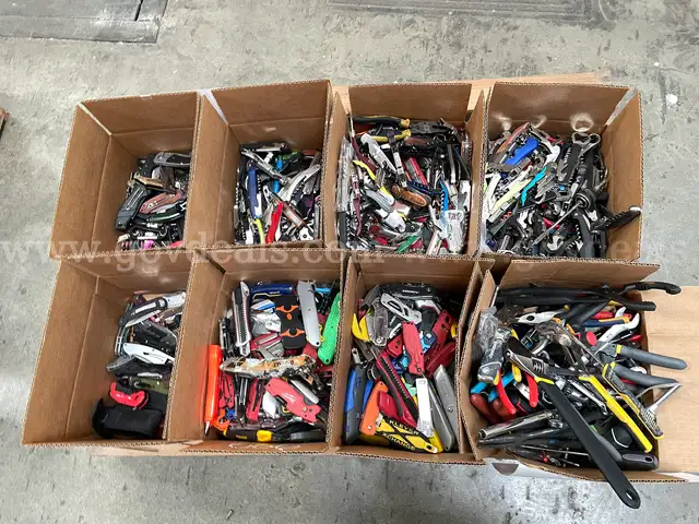 LOT OF HAND TOOLS, POCKET KNIVES &#x26; CORK SCREWS