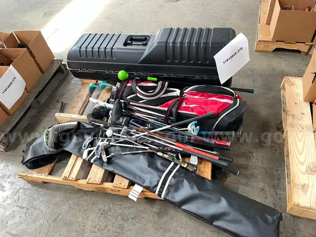 LOT OF ASSORTED GOLF CLUBS &#x26; EQUIPMENT