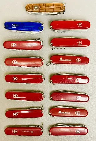 LOT OF 15 VICTORINOX SWISS ARMY KNIVES - USED!