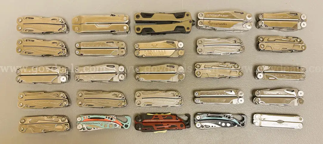 LOT OF 25 ASSORTED STYLE LEATHERMAN MULTI-TOOLS - USED!