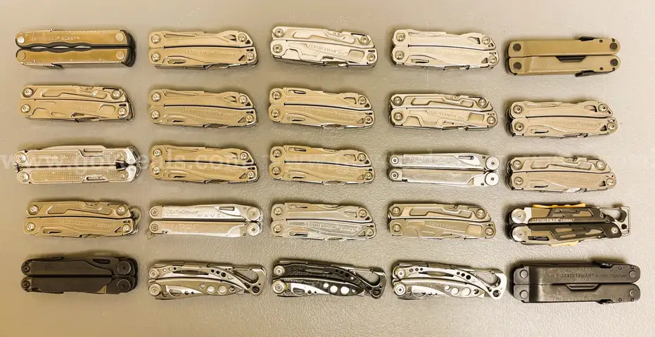 LOT OF 25 ASSORTED STYLE LEATHERMAN MULTI-TOOLS - USED!