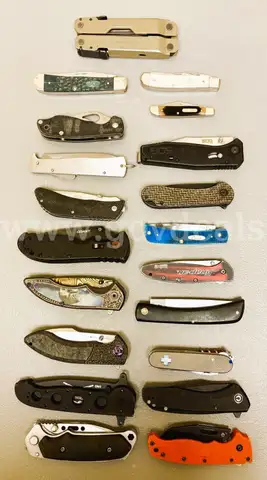 LOT OF 20 ASSORTED STYLE POCKET KNIVES/MULTI-TOOLS - USED!