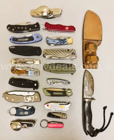 LOT OF 20 ASSORTED STYLE POCKET KNIVES/MULTI-TOOLS - USED!