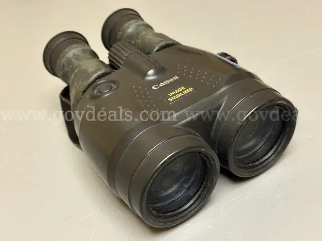 LOT OF BINOCULARS AND NIGHT VISION EQUIPMENT - USED!