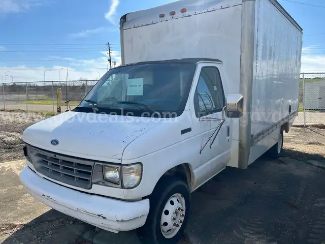 1995 FORD E-350 BOX VAN