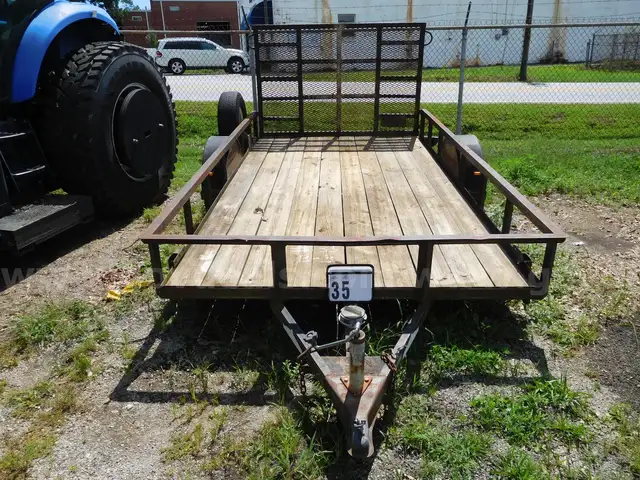 ROAD CLIPPER TRAILER