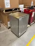 VWR 10002-852 Glass Washer