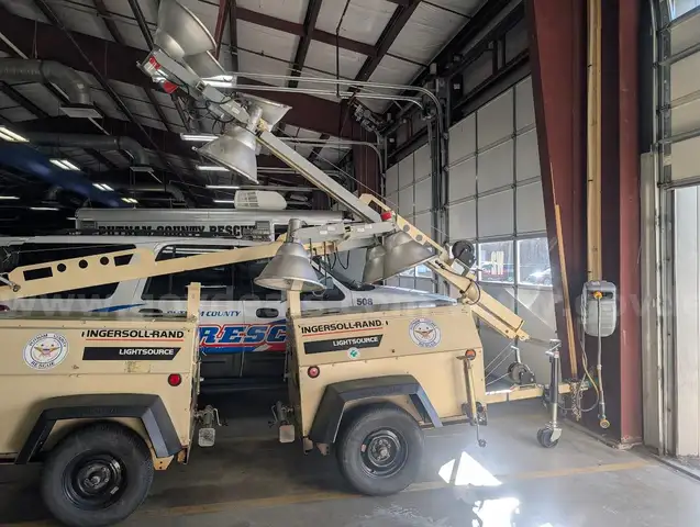 INGERSOLL RAND LIGHT TOWER w/GENERATOR