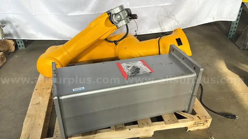 Staubli TX90 XL 6-Axis Robotic Arm Wrist Industrial Robot with Robot Stand