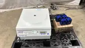 Eppendorf 5810 Centrifuge, 14,000 RPM, A-4-81 Rotor, 120V, 2003