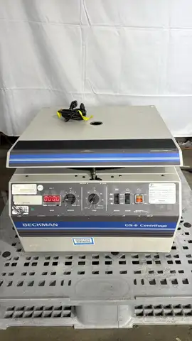 Beckman GS-6 Benchtop Centrifuge, 6000 RPM, 3L Capacity, Digital Display