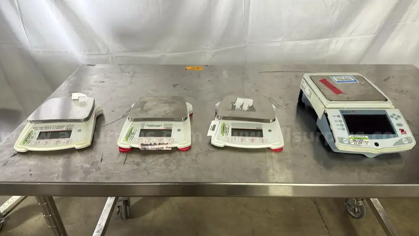 4pcs Ohaus Laboratory Balances