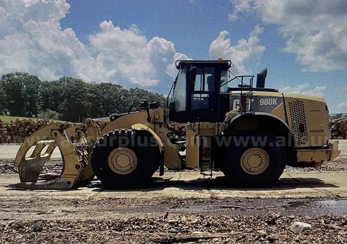 Caterpillar 980K Bucket Loader