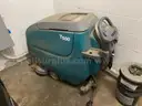 Tennant T500 Floor Scrubber