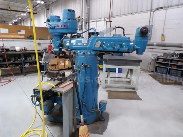 Cincinnati Milling Machine