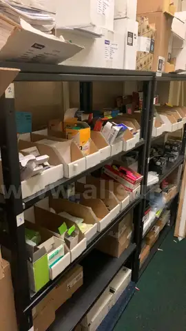 Content of Stationary Room Including Boltless Shelving