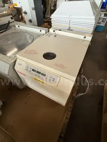 2 ea. QIAGEN QIAgility Lab Equipment