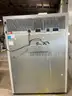 REFRIGERATOR 2-8C