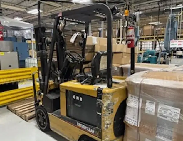 Caterpillar Sit Down Forklift