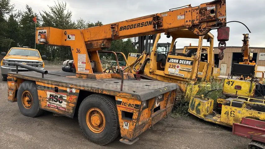 Broderson IC-80-2G Carry Deck Crane, 17,000 lbs Capacity