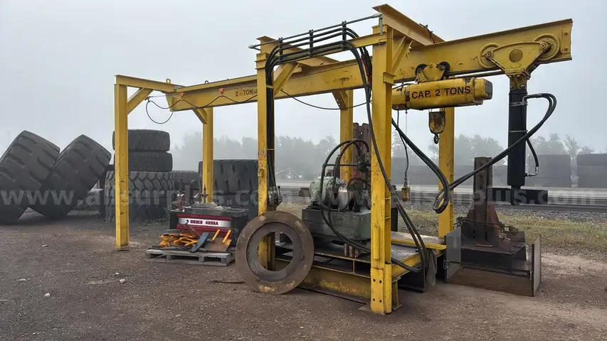2-Ton Hydraulic Tire Manipulator/Handler for Heavy Equipment