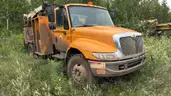 2006 International 4300 SBA 4x2 Commercial Truck