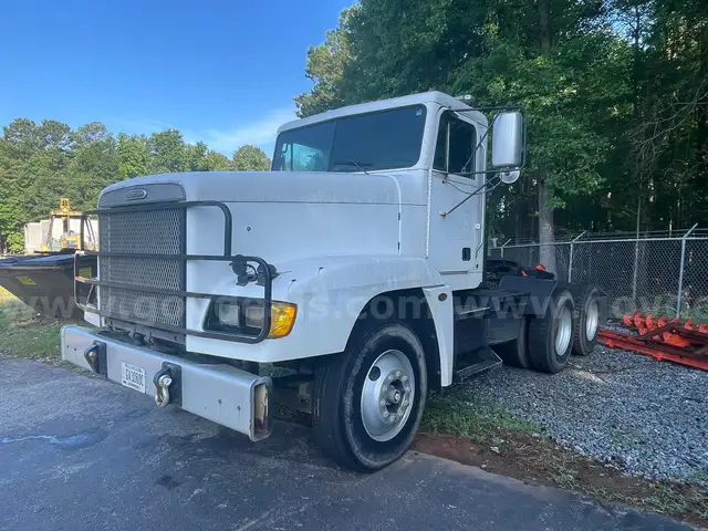 2008 Freightliner M915A4R2