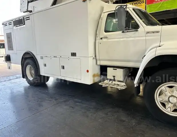 1997 FMC 2000 De-icer/2000 Gallon - DIESEL