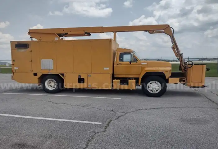 1994 SIMON 2100D De-icer/2000 Gallon