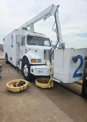 2000 International 4900 -