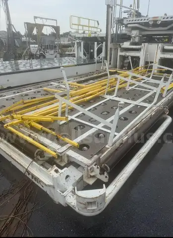 1997 FMC C-15 CARGO LOADER; 180&#x22;