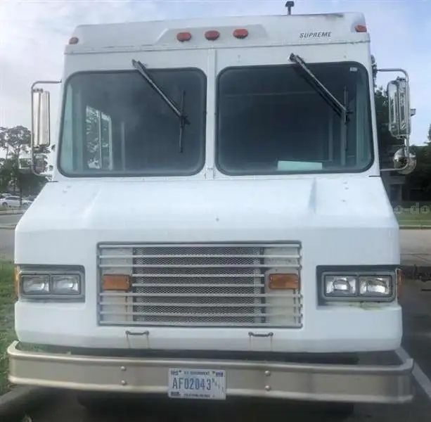 1990 chevy p30 step best sale van specs