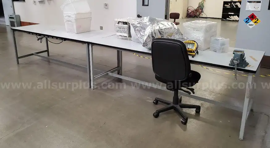 17pcs Laboratory / Workshop Tables