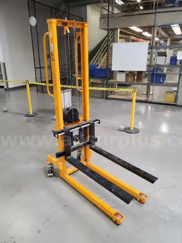 Amarite WS50 Mobile Winch Stacker