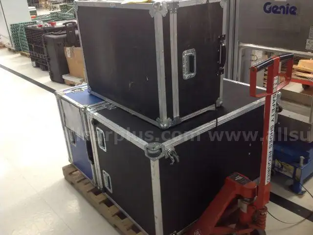 3ea US Case Shipping cases with wheels