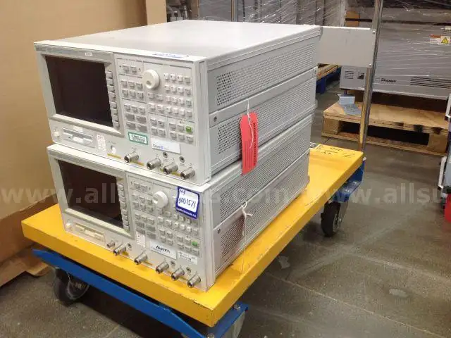 2ea HP/Agilent Electronic Test Equipment